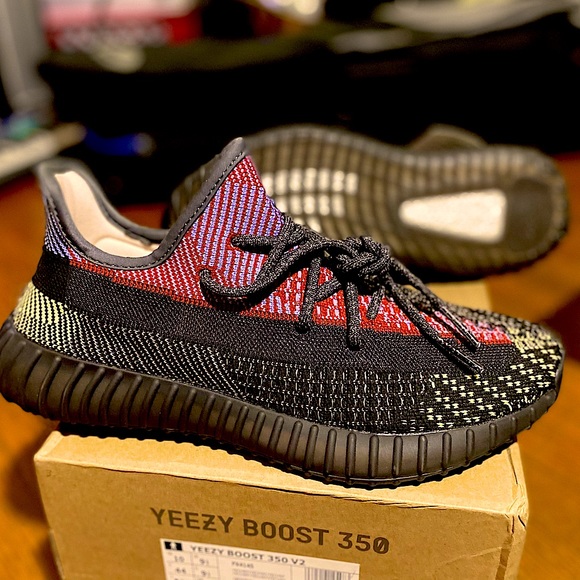 Yeezy Boost 350 “Yecheil Reflective” size 10 NWT - Picture 1 of 2